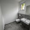 Gäste-WC mit Dusche